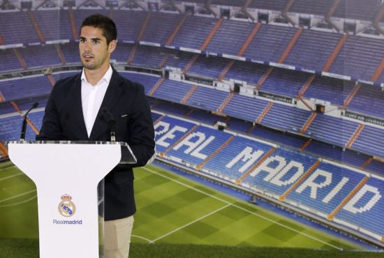 替补球员首秀即得分，成为焦点