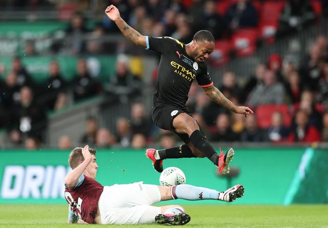 稳得可怕！胡金秋9中8高效拿下19分5板1帽 第三节10分