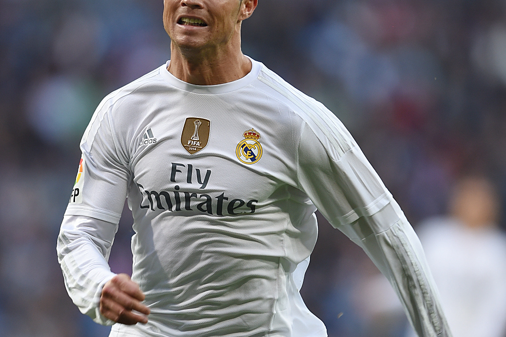 字母哥缺阵进攻受阻！波蒂斯扛起进攻大旗，雄鹿仅得101分