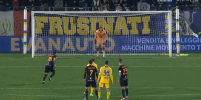 记者：洲际比赛是商业赛，不管国安还是海港想怎么踢就怎么踢