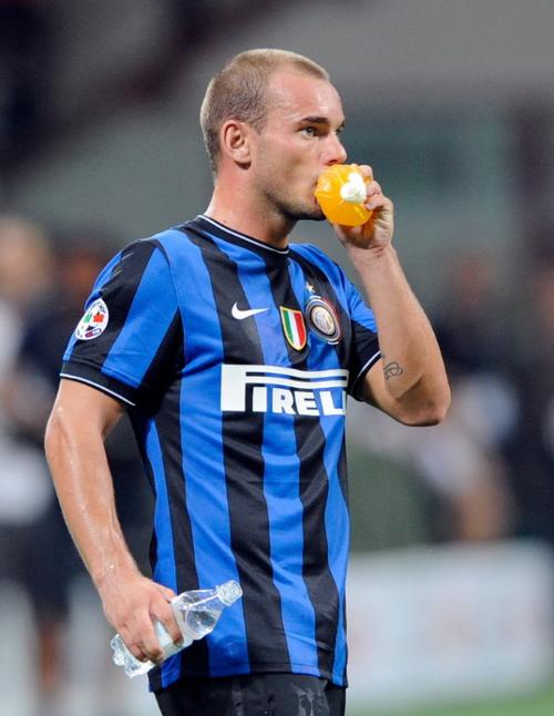 复盘曼联1-1西汉姆：阿莫林“反向换人”导致丢分，B费射门离谱