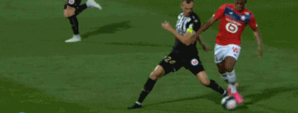 三分像打开外挂一样