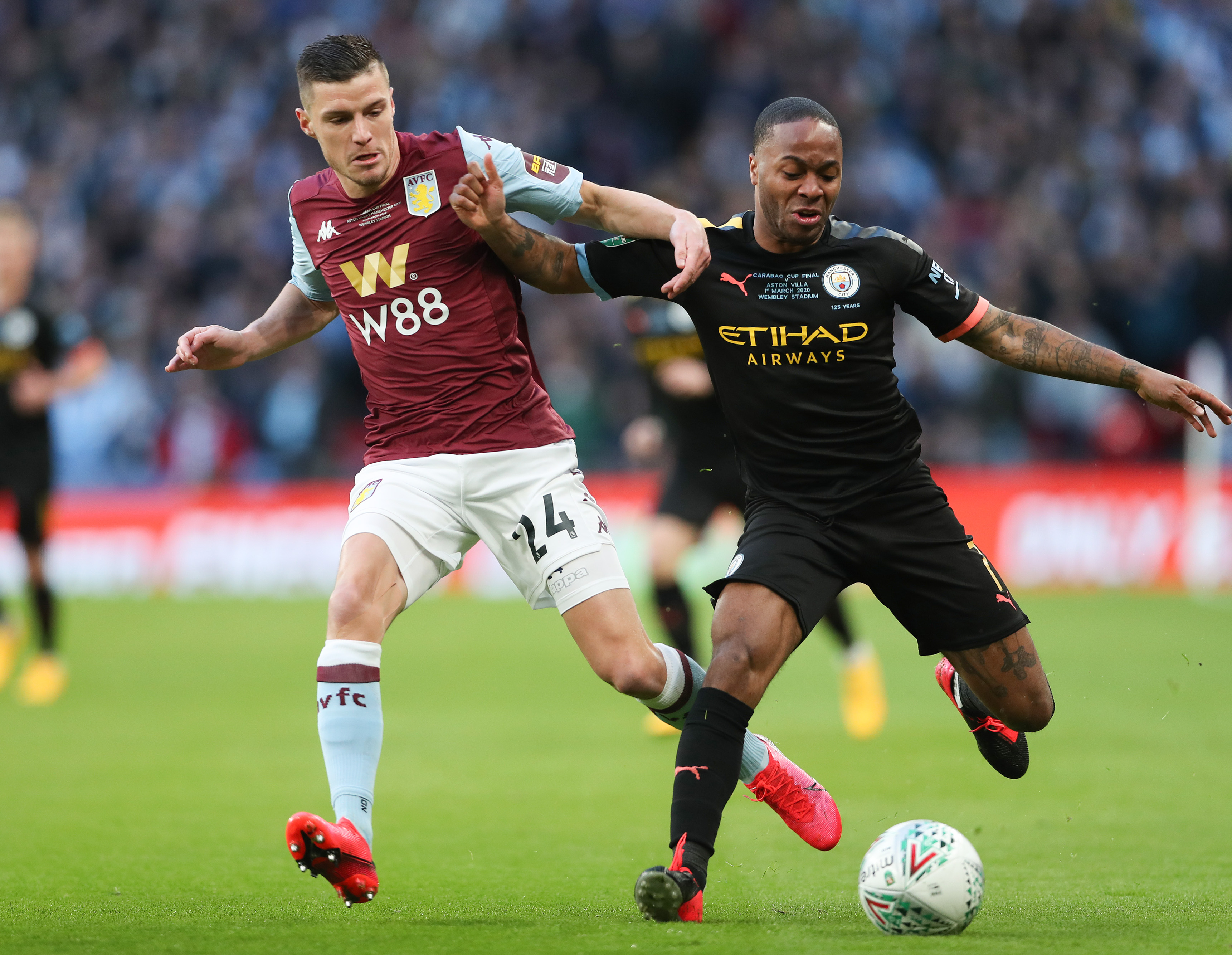 荷媒：拜仁今天将派球探考察里德，评估是否正式联系费耶诺德